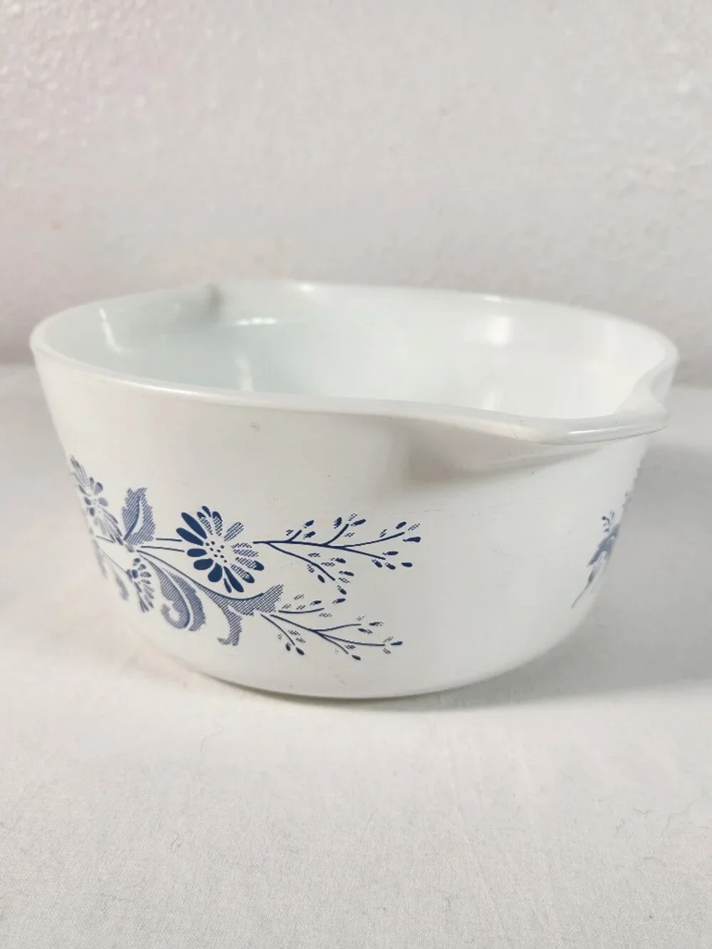 VTG PYREX 474-B COLONIAL MIST 1.5L CORNING NY USA CASSEROLE BOWL WHITE BLUE VG+